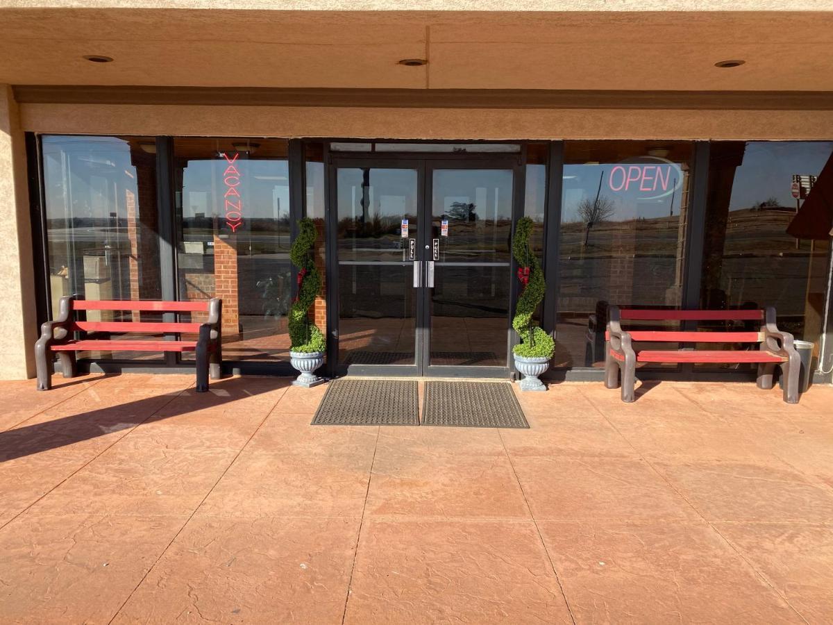 American Best Inn By Oyo I-35 Perry Near Lake Mcmurtry Εξωτερικό φωτογραφία