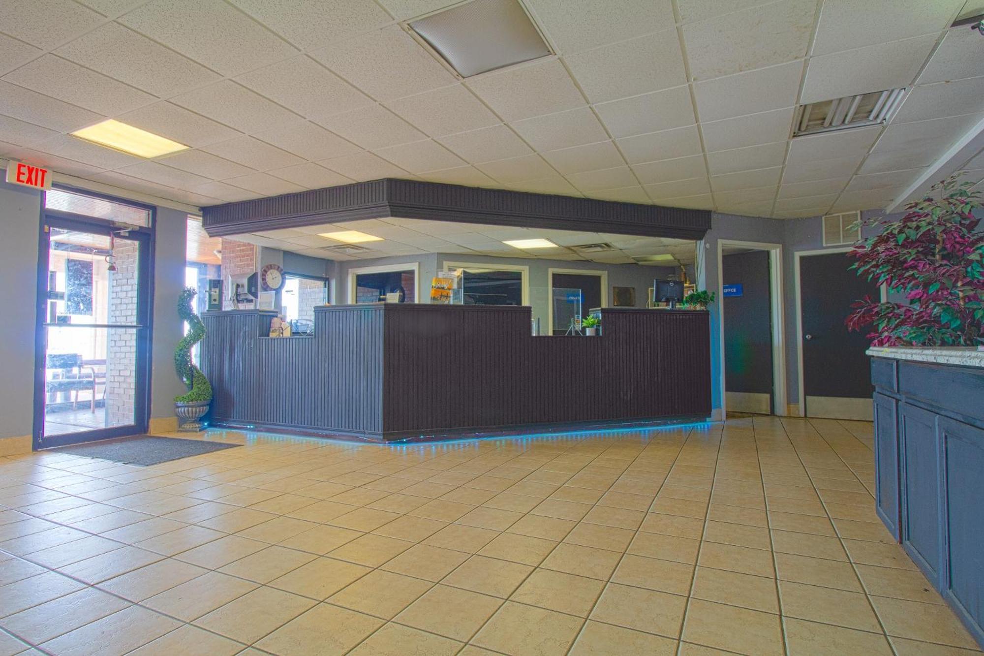 American Best Inn By Oyo I-35 Perry Near Lake Mcmurtry Εξωτερικό φωτογραφία