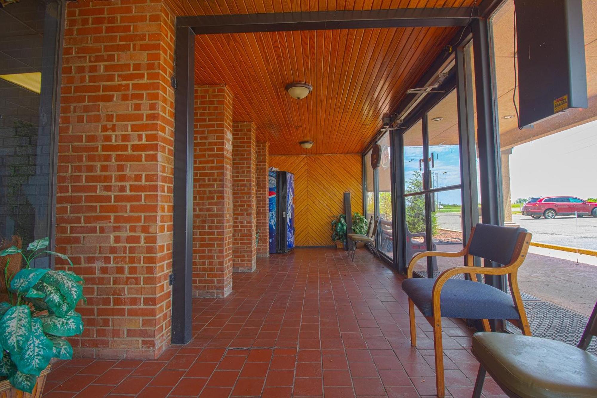 American Best Inn By Oyo I-35 Perry Near Lake Mcmurtry Εξωτερικό φωτογραφία